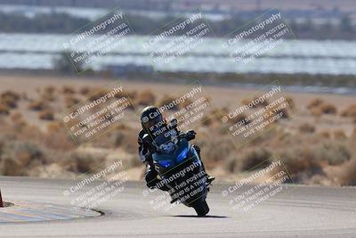 media/Dec-18-2022-SoCal Trackdays (Sun) [[8099a50955]]/Turn 7 Backside (1125am)/